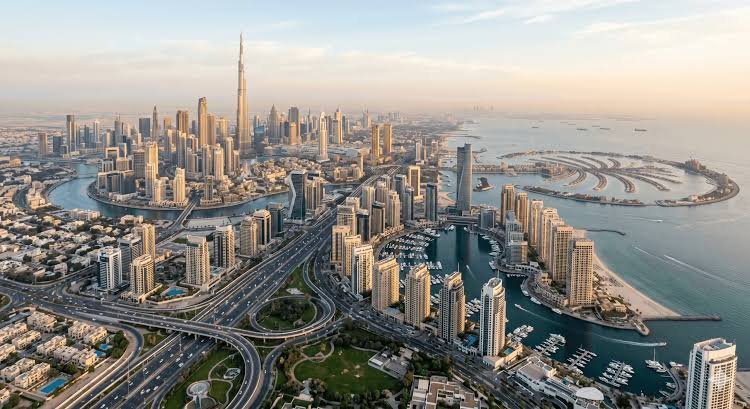 Off-Plan vs Ready Property Dubai: Pakistan Guide